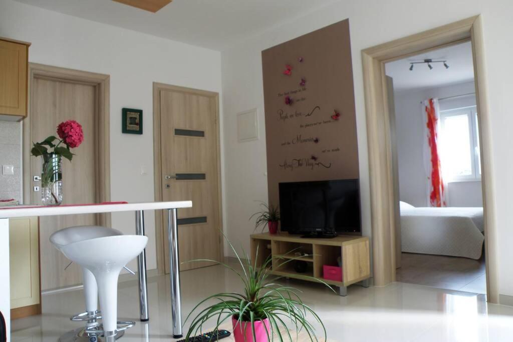 Apartment Dandelion Брела Экстерьер фото